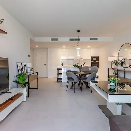 Modern 2br With Sea View Διαμέρισμα *