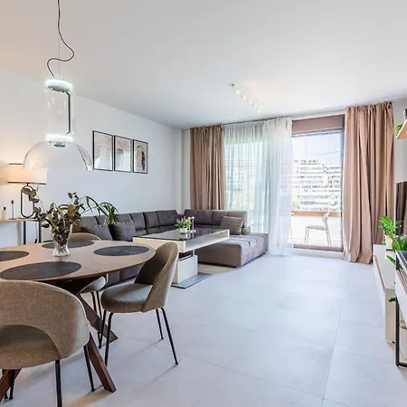 Διαμέρισμα Modern 2br With Sea View *