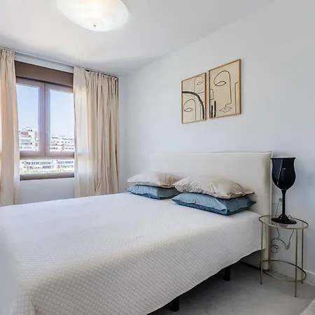 Modern 2br With Sea View Διαμέρισμα *